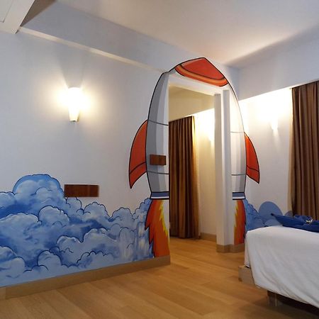 Kuta Beach Hotel Esterno foto